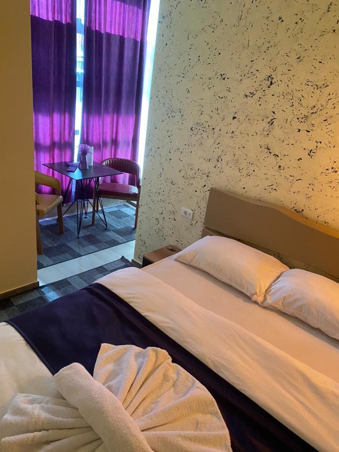 Hotel In Time Prizren Esterno foto
