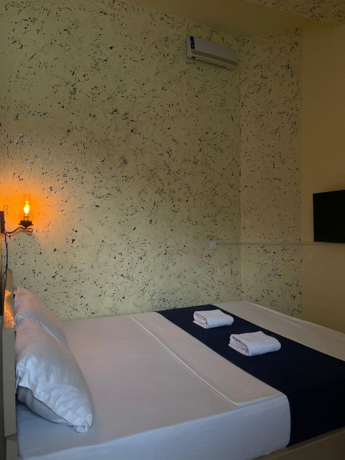 Hotel In Time Prizren Esterno foto